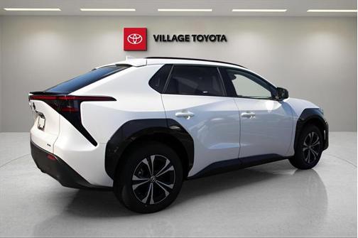 2025 Toyota bZ4X XLE