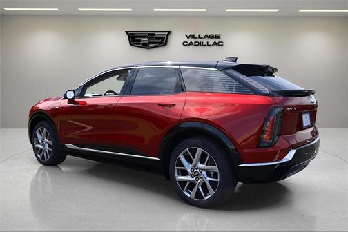 2025 Cadillac OPTIQ Luxury 1 AWD