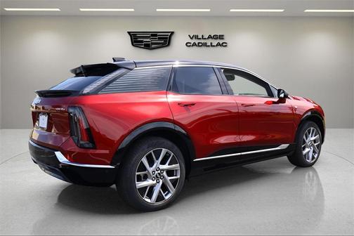 2025 Cadillac OPTIQ Luxury 1 AWD
