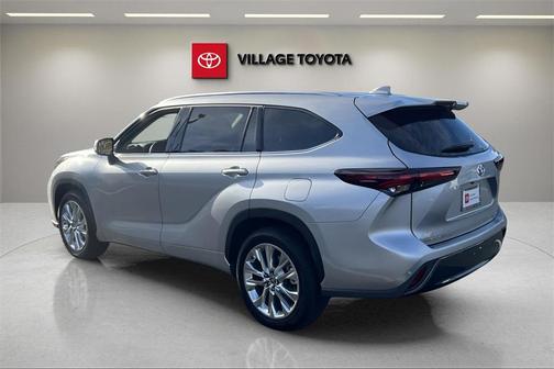 2025 Toyota Highlander Limited