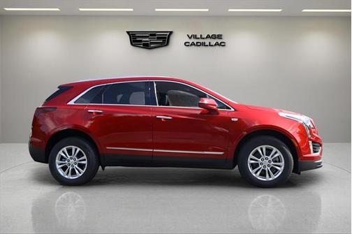2025 Cadillac XT5 Luxury