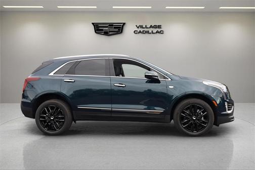 2026 Cadillac XT5 Luxury