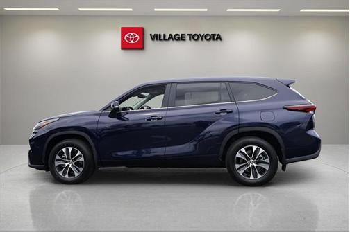 2025 Toyota Highlander XLE