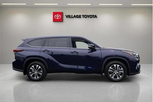 2025 Toyota Highlander XLE