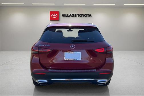 2021 Mercedes-Benz GLA 250 Base 4MATIC