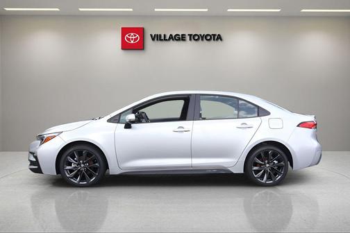 Classic Silver Metallic 2026 Toyota Corolla SE