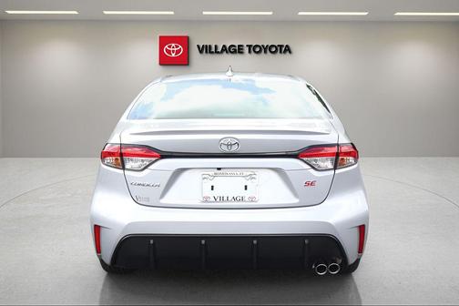 Classic Silver Metallic 2026 Toyota Corolla SE