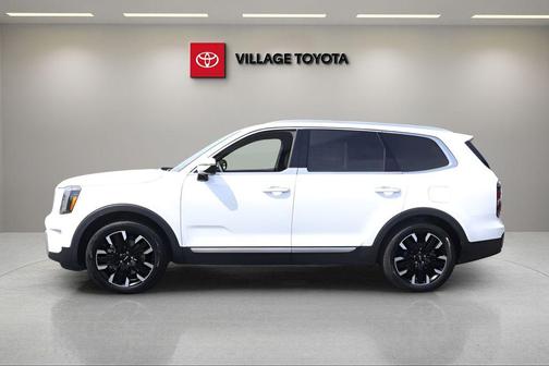 Glacial White Pearl 2024 Kia Telluride SX