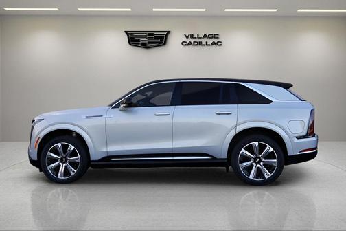 2025 Cadillac Escalade IQ Luxury 2