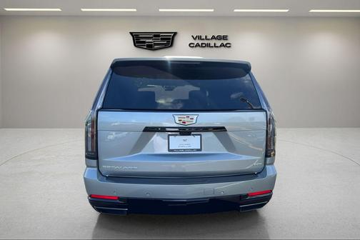 Argent Silver Metallic 2026 Cadillac Escalade Sport