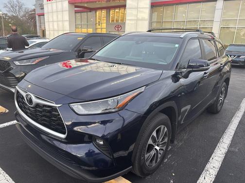 2024 Toyota Highlander XLE