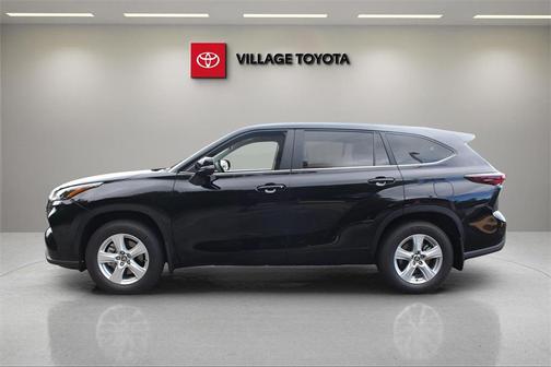 2025 Toyota Highlander LE