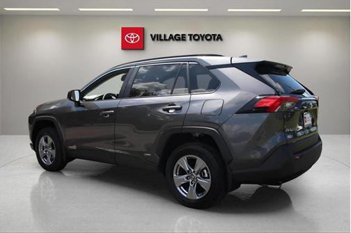2025 Toyota RAV4 Hybrid SE