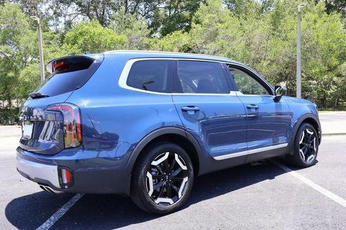 2024 Kia Telluride EX