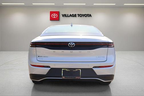 Oxygen White 2026 Toyota Crown Limited