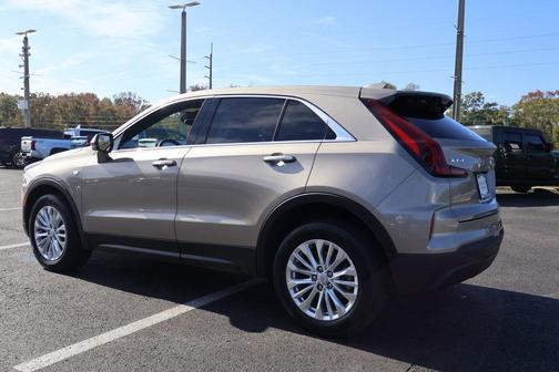 2024 Cadillac XT4 Luxury