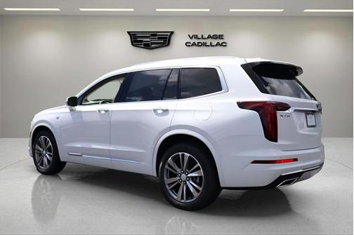 2025 Cadillac XT6 Premium Luxury FWD