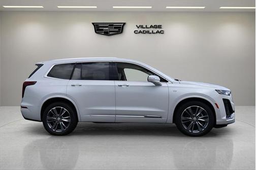 2025 Cadillac XT6 Premium Luxury FWD