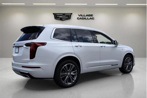 2025 Cadillac XT6 Premium Luxury FWD