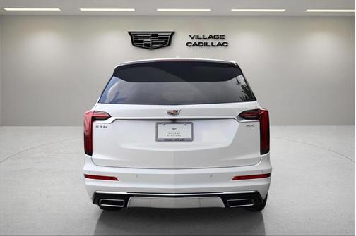 2025 Cadillac XT6 Premium Luxury FWD