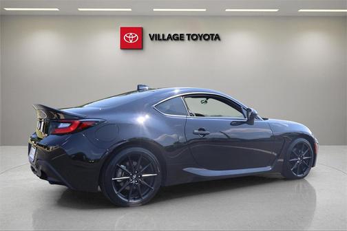 2024 Toyota GR86 Premium