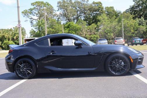2024 Toyota GR86 Premium