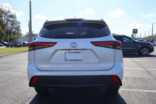 2021 Toyota Highlander L