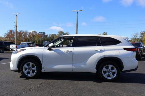 2021 Toyota Highlander L