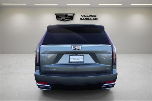 2023 Cadillac Escalade Luxury