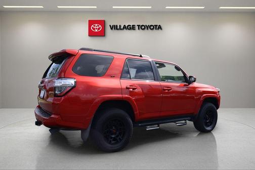 Barcelona Red Metallic 2022 Toyota 4Runner SR5