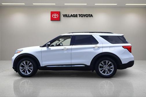 Star White Metallic Tri-Coat 2020 Ford Explorer XLT