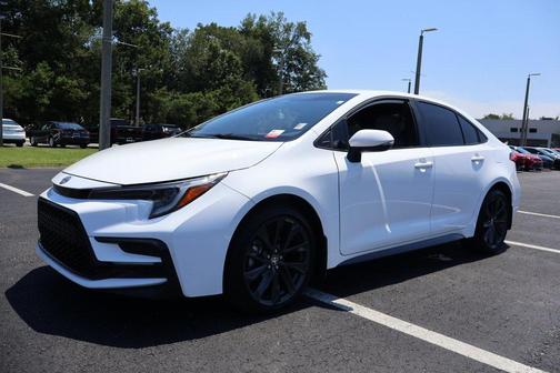 2025 Toyota Corolla SE
