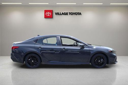 Underground 2026 Toyota Camry SE