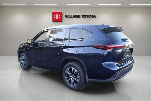 2025 Toyota Highlander XLE