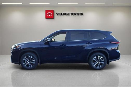 2025 Toyota Highlander XLE
