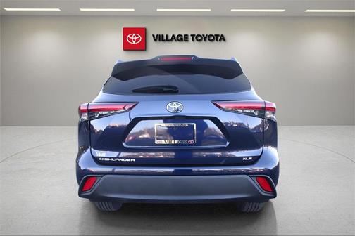 2025 Toyota Highlander XLE