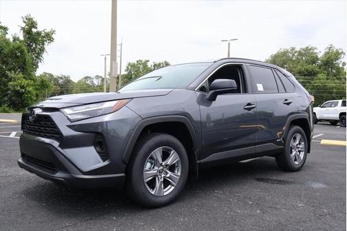2025 Toyota RAV4 Hybrid LE