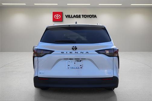 2026 Toyota Sienna XLE