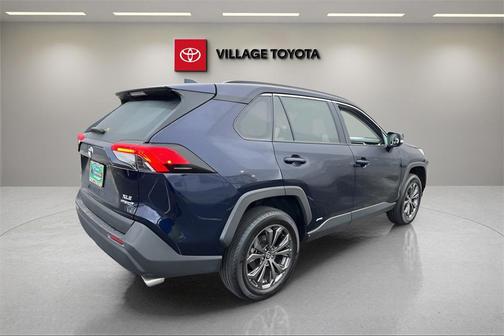 2023 Toyota RAV4 Hybrid XLE Premium