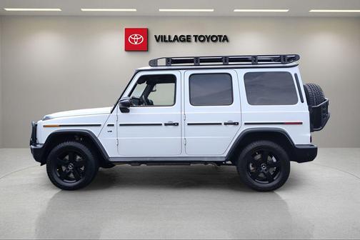 MANUFAKTUR Night Black Magno 2022 Mercedes-Benz G-Class 4MATIC