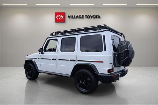 MANUFAKTUR Night Black Magno 2022 Mercedes-Benz G-Class 4MATIC