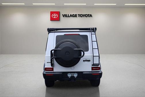 MANUFAKTUR Night Black Magno 2022 Mercedes-Benz G-Class 4MATIC