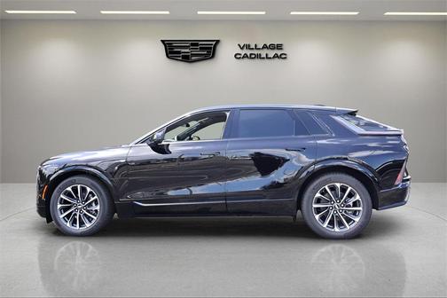 2025 Cadillac LYRIQ Sport