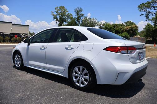 Ice Cap 2026 Toyota Corolla Hybrid LE