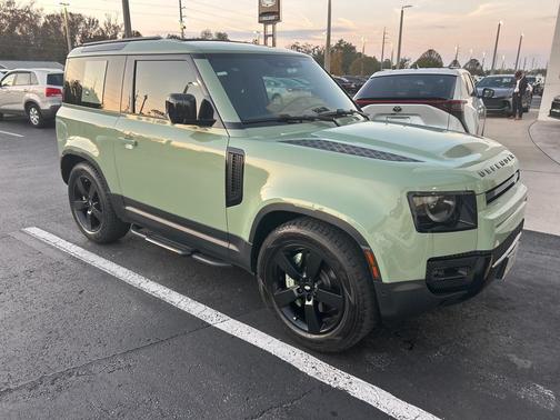 2023 Land Rover Defender 90 75th Edition