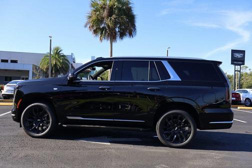 2025 Cadillac Escalade Luxury