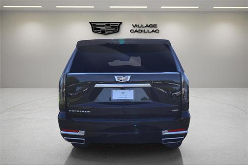 2025 Cadillac Escalade Luxury