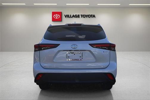 2026 Toyota Highlander Hybrid XLE