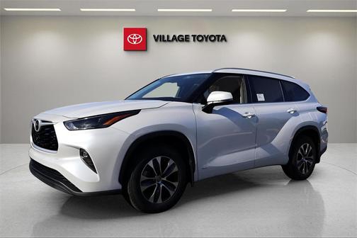 2026 Toyota Highlander Hybrid XLE