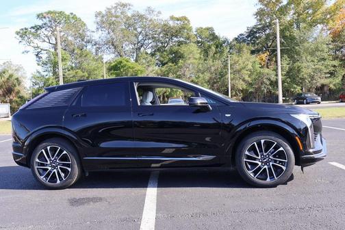 2026 Cadillac OPTIQ Premium Sport